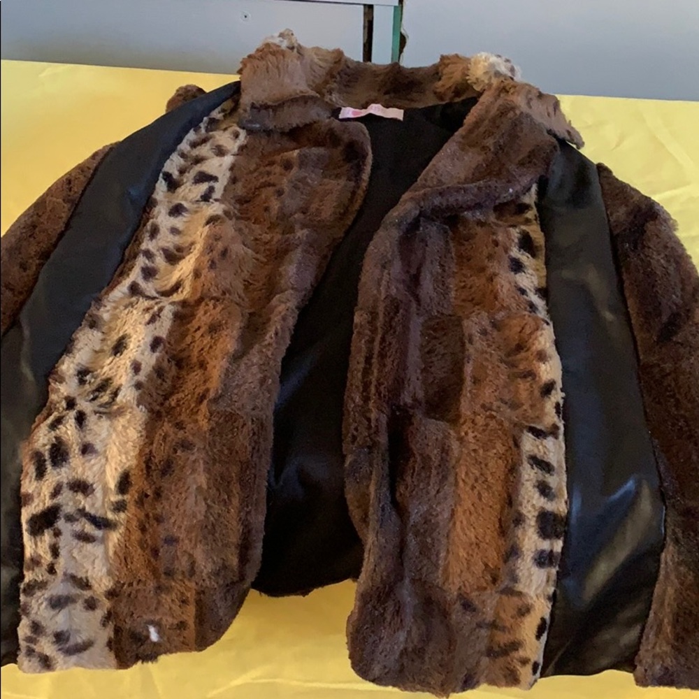 Leopard fake fur vest for kids